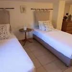 Jasmin Villa